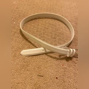 NWOT Falari - Elegant 1”W White Leather Belt, silver buckle, M (fits 34”-36”)